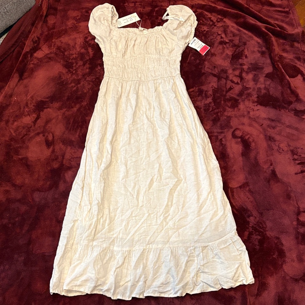 Elegant Cream Maxi Dress